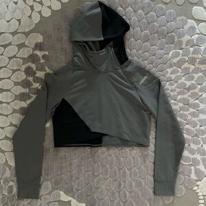 Grey and black Gymshark cropped gym wear